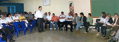 Miembros del Consejo Universitario durante la visita a la Sección de Seguridad y Tránsito. (Foto: Luis Alvarado. ODI, UCR)