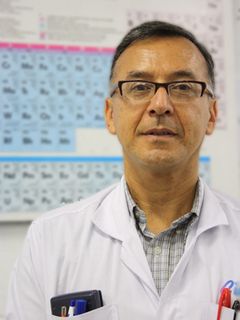 El M.Sc. Giovanni González Sáenz ganó de la distinción a funcionarios administrativos 2009, en la categoría individual. (Foto: Andrea Jiménez)