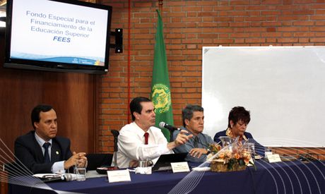 Las reuniones entre los consejos universitarios se han convertido en un espacio de diálogo y reflexión para la educación superior pública. (Foto: Andrea Jiménez M.)