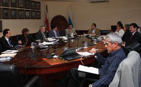 El Consejo Universitario hizo un llamado al Gobierno de Nicaragua a retirar las tropas y su personal de suelo costarricense y a retomar el diálogo bilateral. (Foto: Andrea Jiménez M.)