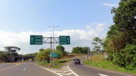El Consejo Universitario aseguró que la Ley de Concesiones debe establecer, en forma clara, las reglas, obligaciones, derechos y garantías de las partes interesadas en la concesión de obra pública. (Foto: http://www.worldtravelserver.com)