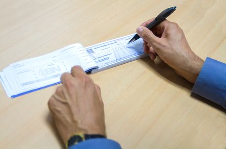 El nuevo capítulo del Reglamento de fondos de trabajo establece responsabilidades, tipifica faltas, sanciones y casos en los que se deberá reponer el dinero. (Foto: Andrea Jiménez)