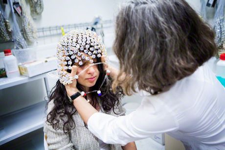 La UCR señaló que el proyecto incumple con el marco legal y técnico que ampara el consentimiento informado de las personas que se sometan a una investigación biomédica. (Foto: http://www.corbis.com)