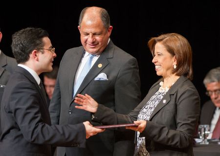 Con el homenaje a los mejores promedios de grado y posgrado, la UCR celebrará la última semana del mes de agosto su 76 aniversario. (Foto: Andrea Jiménez)
