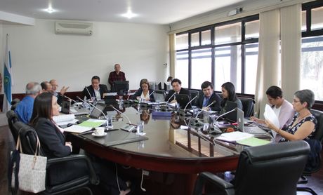 Según lo dispuesto por el Consejo Universitario, a partir de enero de 2018, se pagará el porcentaje de anualidad que establezca la Convención Colectiva vigente en ese momento. (Foto: Andrea Jiménez)