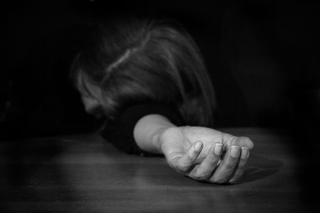 La violencia sistemática y el machismo desmesurado se refleja en el contexto de los femicidios ocurridos en los últimos meses en el país, en los cuales se muestra claramente un deseo expreso de dominio y control, señaló el Consejo Universitario. (Foto con fines ilustrativos: Andrea Jiménez)