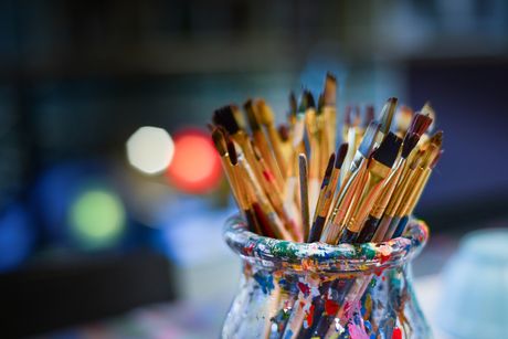 Los cambios al certamen rescatan la motivación que tuvo el Consejo Universitario en 1983 de  promover la creación artística estudiantil en la rama de la pintura universitaria, por medio de un concurso de artes. (Foto: www.pixabay.com)