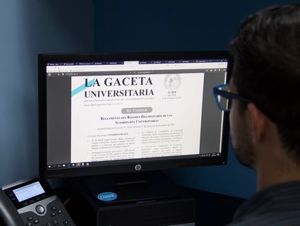 Todas las reformas en consulta están disponibles en el sitio web del Consejo Universitario. (Foto: Zaida Siles)