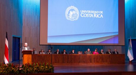 El informe del rector de la UCR se lleva a cabo en una sesión del Consejo Universitario abierta al público desde el año 2003. (Foto: Andrea Jiménez)