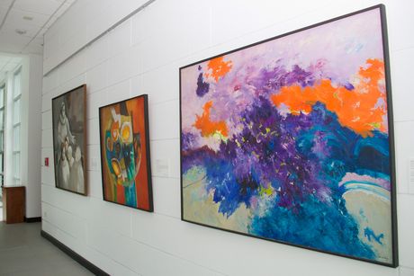 La primera de las exposiciones que se llevó a cabo en esta Galería fue presentada por la destacada artista costarricense Lola Fernández. (Foto: Andrea Jiménez)