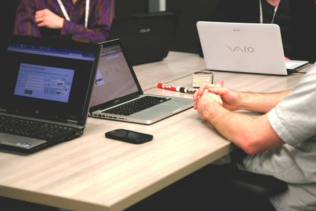 El Reglamento para la realización de sesiones virtuales de órganos colegiados en la Universidad de Costa Rica estará en consulta hasta finales del mes de marzo. (Foto: www.pixabay.com)