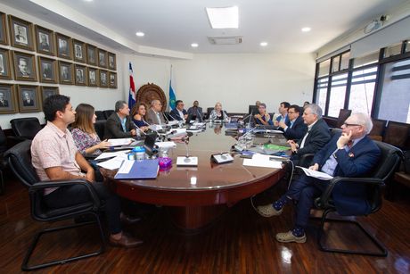 El reglamento regula el procedimiento para la eventual revocatoria del cargo de miembros del Consejo Universitario y de la persona que ocupe la Rectoría cuando cometan faltas tipificadas como muy graves. (Foto de archivo) Andrea Jiménez