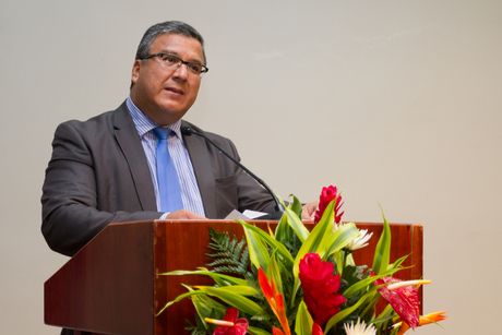 El Dr. Carlos Araya Leandro asumió la Rectoría de la UCR en el mes de mayo de 2020, de manera transitoria y mientras la comunidad universitaria elegía el nuevo rector. (Foto. Andrea Jiménez)