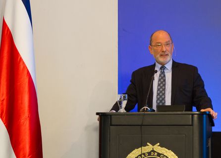 El Dr. Jensen fue rector de la Universidad de Costa Rica del 19 de mayo de 2012 al 4 de mayo de 2020. (Foto: Andrea Jiménez)