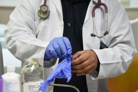 La Comisión de Docencia y Posgrado analizará la reconceptualización de especialidad médica para determinar si es razonable modificar el puntaje que reciben estos especialistas según el Reglamento de Régimen Académico y Servicio Docente. (Foto: Karla Richmond, ODI)