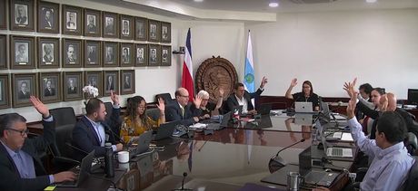 Para el Consejo Universitario la violencia, acoso y hostigamiento sexual son problemáticas multidimensionales, incitadas por discursos de odio que permiten la perpetuación de estereotipos y roles de género discriminatorios que atentan contra los derechos humanos.