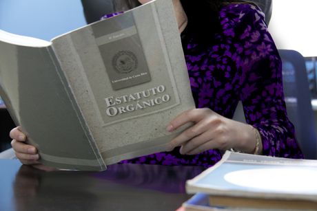 Las propuestas de reforma al Estatuto Orgánico se publican en consulta en dos oportunidades, mientras que las reglamentarias solo una vez. (Foto: Andrea Jiménez, CU)