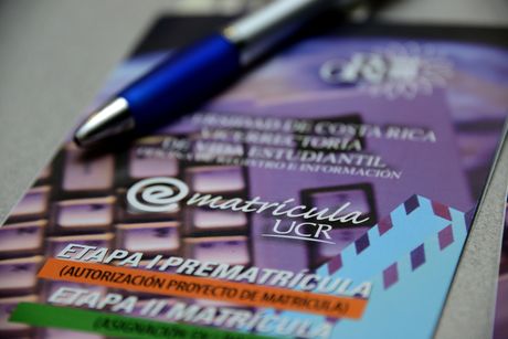 La automatización del sistema de matrícula permite a la Universidad redefinir la función consejera que han tenido las personas docentes durante este proceso institucional. (Laura Rodríguez, OCI)