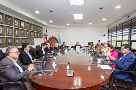 Plenario del Consejo Universitario de la Universidad de Costa Rica. (Foto: Andrea Jiménez)