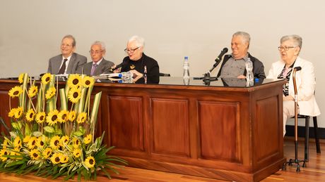 Conversatorio “50 años del Tercer Congreso Universitario: diálogos sobre los avances, las transformaciones y el futuro de la Universidad”, invitó a reflexionar sobre los retos que tiene la Universidad. (Foto: Andrea Jiménez, CU)