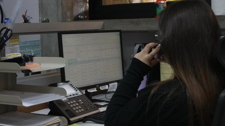 La nueva redacción del artículo 12 establece que la prohibición solo aplica cuando el familiar es nombrado por el director del departamento o el jefe de la sección. (Foto: Andrea Jiménez, CU)