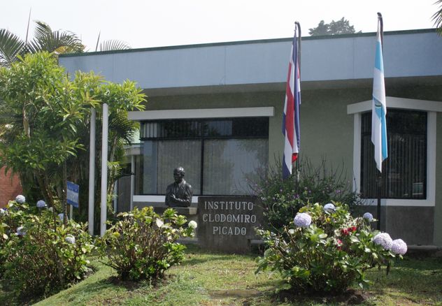 El Instituto Clodomiro Picado desarrolla estrategias integrales de prevención dirigidas a comunidades de alto riesgo, como las zonas rurales e indígenas de nuestro país. (Foto: Andrea Jiménez, CU)