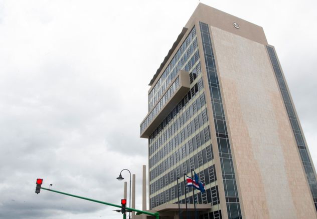 Para la UCR el respeto a las decisiones judiciales, la autonomía de las instituciones públicas y la representación legítima de los sectores sociales son condiciones indispensables para la vigencia del Estado de derecho y la defensa de la seguridad social costarricense. (Foto: Cortesía Semanario Universidad)