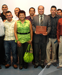 Unidad de Servicios de Laboratorio, Facultad de Microbiología 