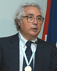Manuel Castells